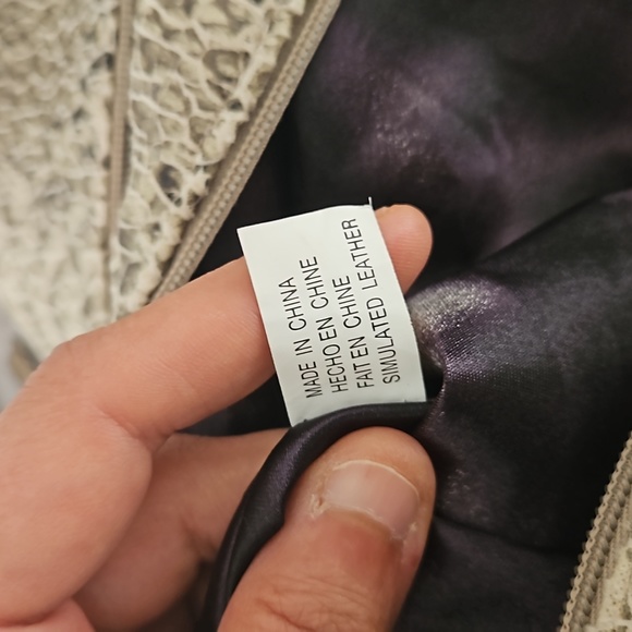 Mondani New York faux leather bag - Picture 9 of 13